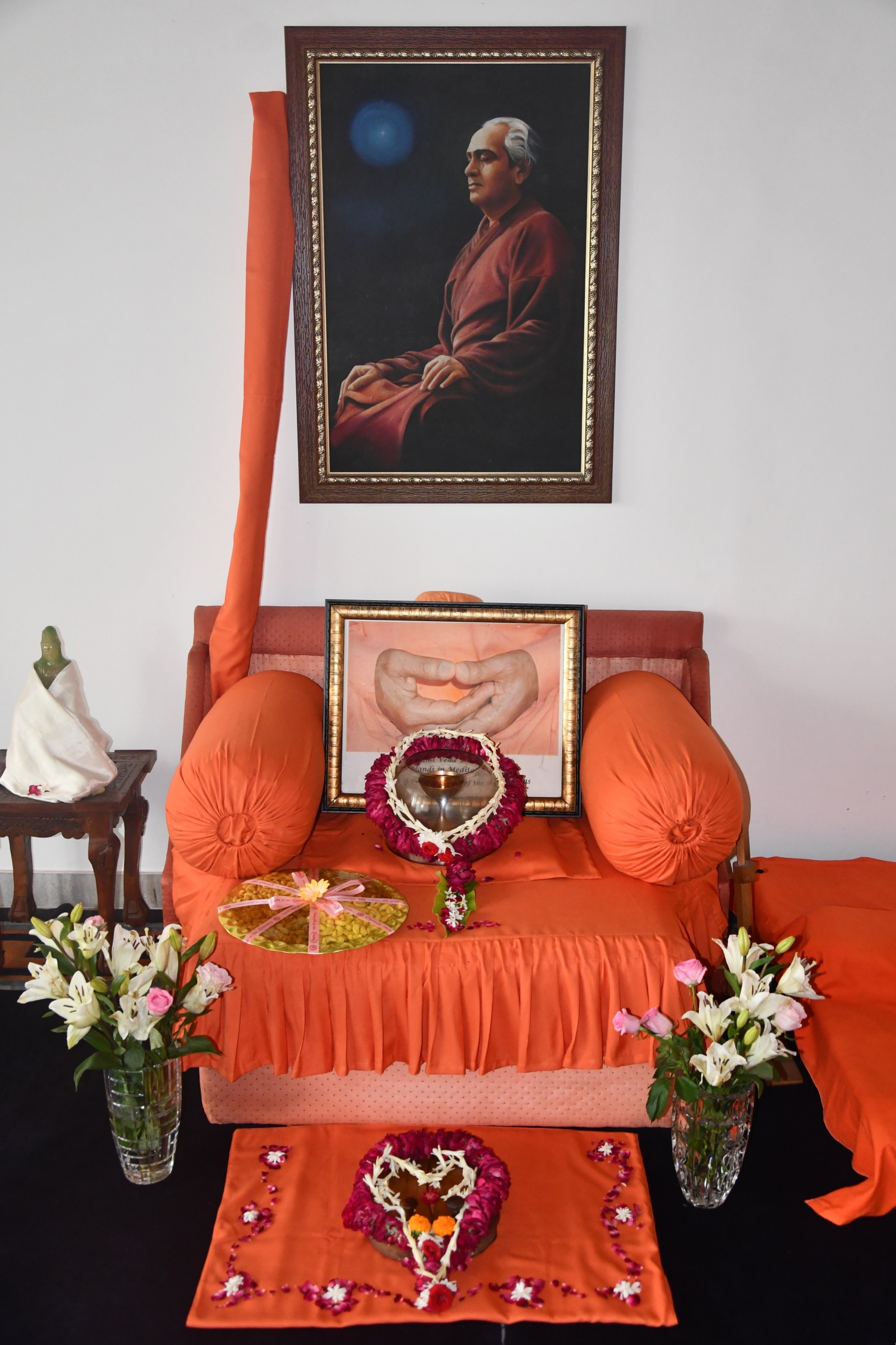 Waves of Love: Swami Veda's Mahasamadhi 7 Swami-Veda-Bharati-jis-12th-Mahasamadhi-Day
