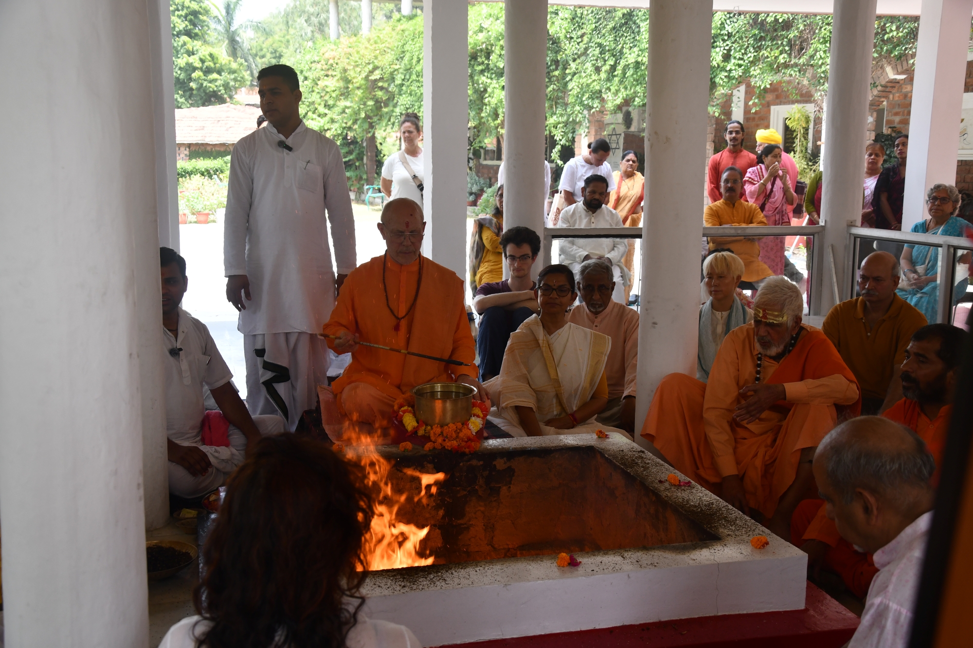 Waves of Love: Swami Veda's Mahasamadhi 12 Swami-Veda-Bharati-jis-12th-Mahasamadhi-Day
