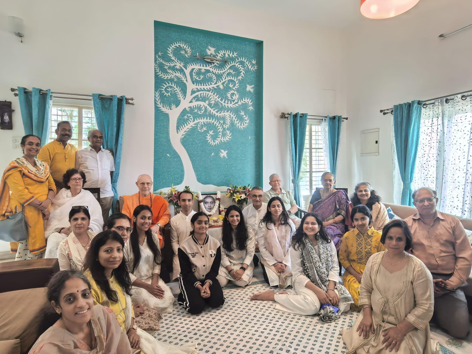 Satsang-in-Bengaluru-with-Swami-Ritavan